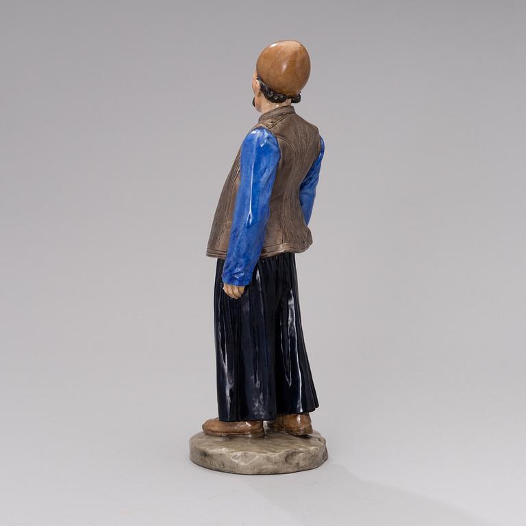 SKULPTUR "PERSIERN", porslin, kejserliga porslinsfabriken St:Petersburg, Nikolai II:s tid 1914.