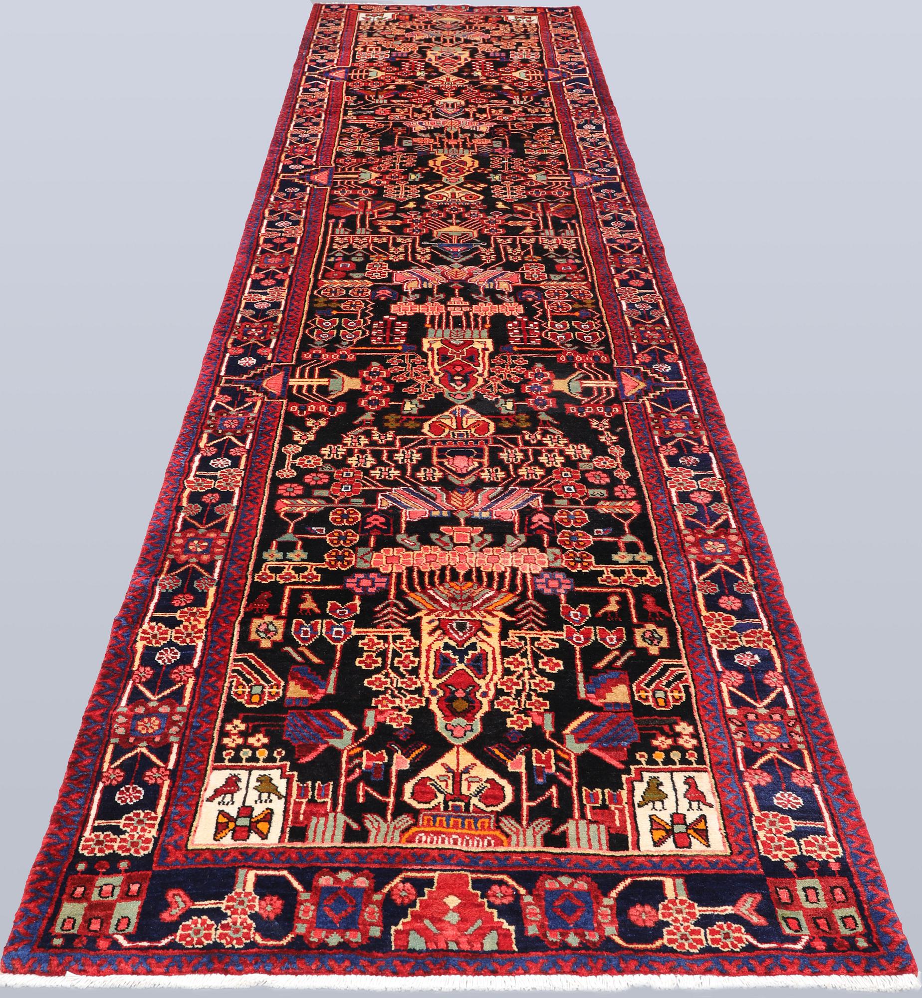Gallerimatta, Hamadan, ca 492 x 110 cm.
