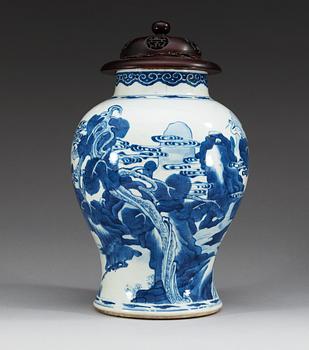 VAS, porslin. Qing dynastin, Kangxi (1662-1722).