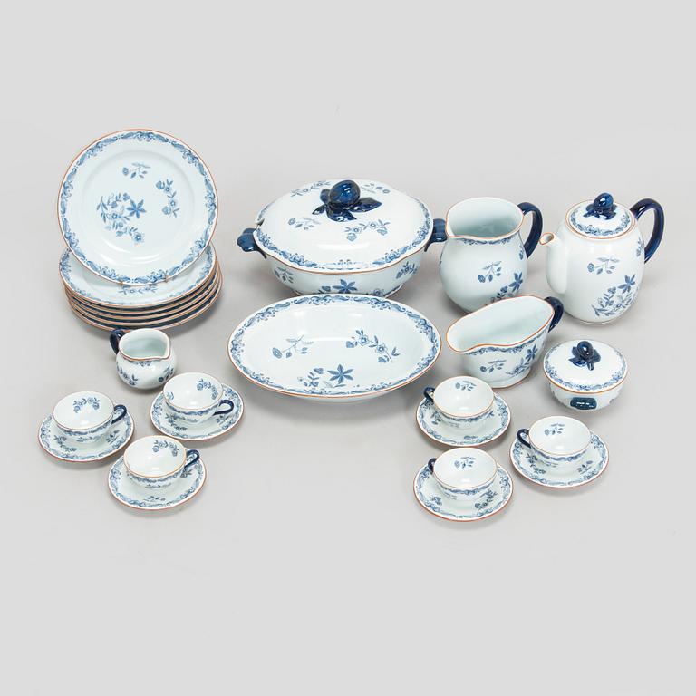 A 19-piece 'Ostindia' tableware set, Rörstrand, Sweden.