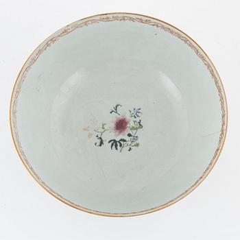 A famille rose punch bowl, Qing dynasty, Qianlong (1736-95).