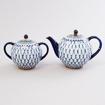 A 10-piece Lomonosov 'Cobalt Net' porcelain tea set, Made in USSR.