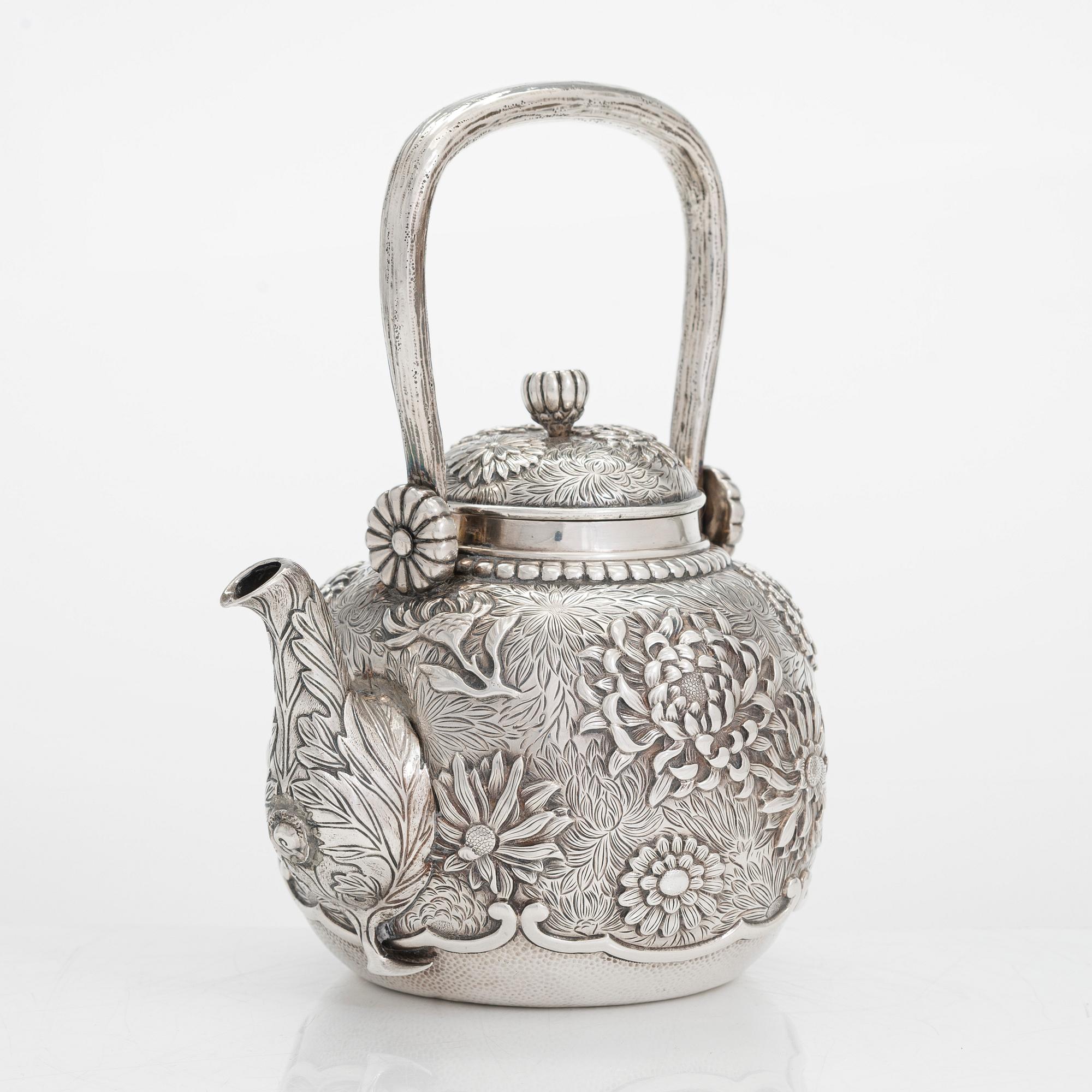 Tekanna, silver, Konoike, tidigt 1900-tal.