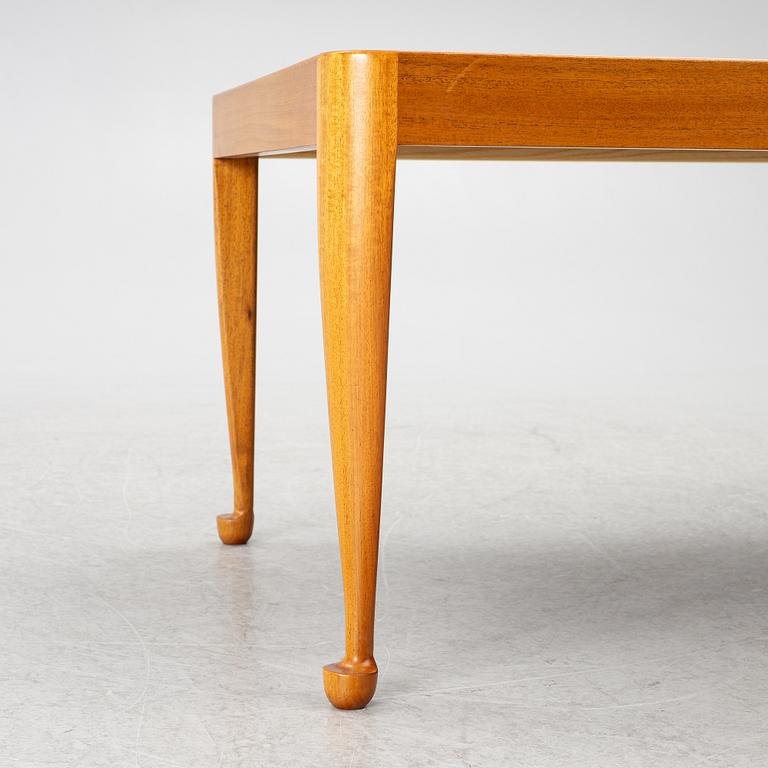 Josef Frank, A coffee table model B2073, Svenskt Tenn, post 1985.