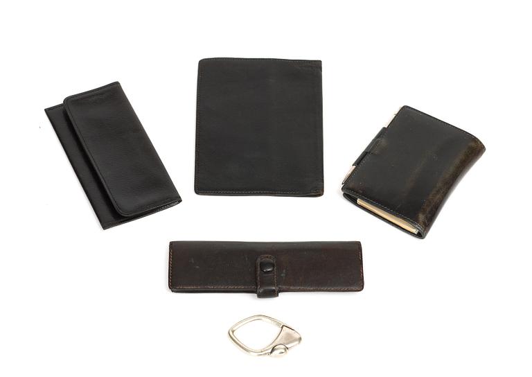 A five-piece set consisting of calender, key rings etc by Hermès.
