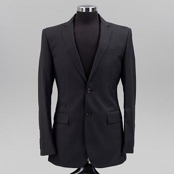 A suit by burberry, in size 48R.