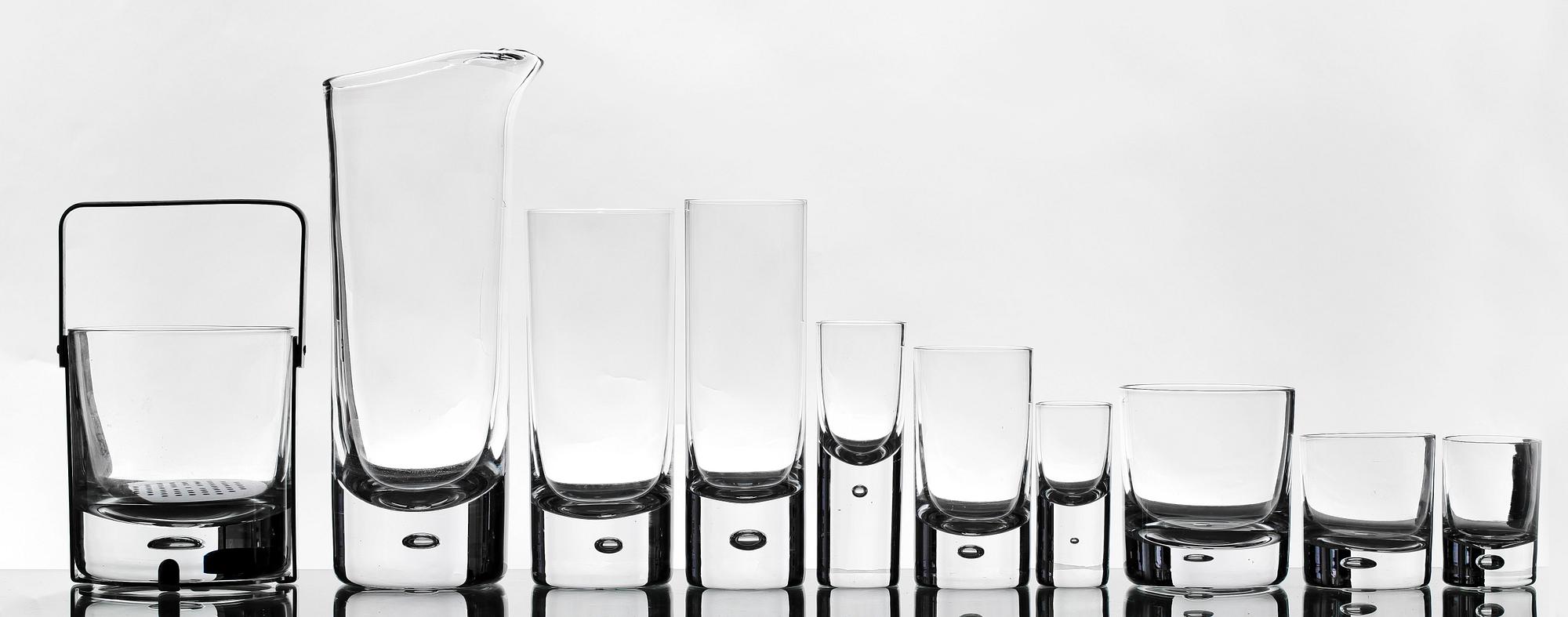 GLASSERVIS, 86 delar, glas, "Pippi", Walter Hickman, Kosta, 1960-tal.