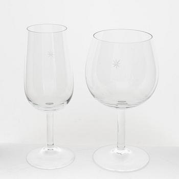 Signe Persson-Melin, a 19 pcs 'Bouquet' glass service, Kosta Boda.
