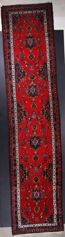 GALLERIMATTA, orientalisk, ca 475 x 107.