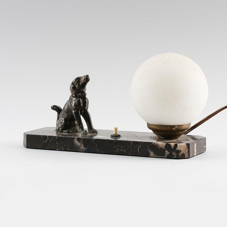 BORDSLAMPA, 1900-talets första hälft.