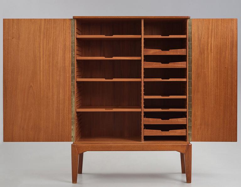 Carl Cederholm, a mahogany cabinet, Stil & Form, Stockholm 1940's-50's.