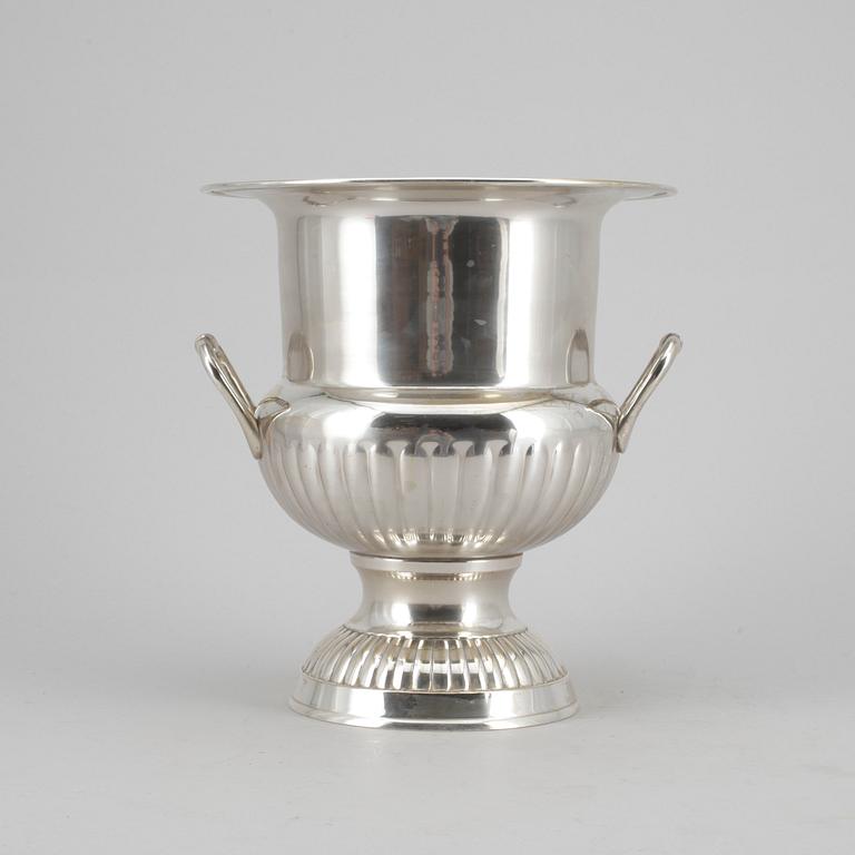 VINKYLARE, nysilver, 1900-talets andra hälft.