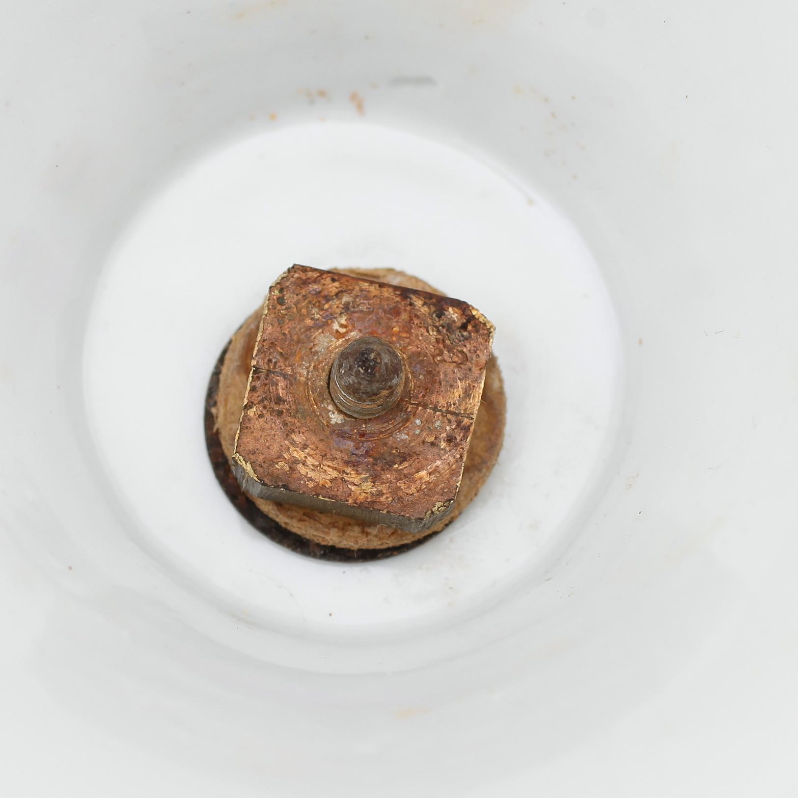 SKÅL PÅ FOT, porslin, Sitzendorf, omkring år 1900.