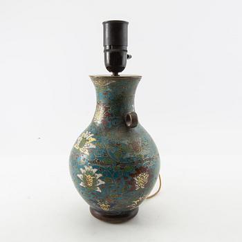 Bordslampa/Vas Kina Cloisonné omkring 1900.