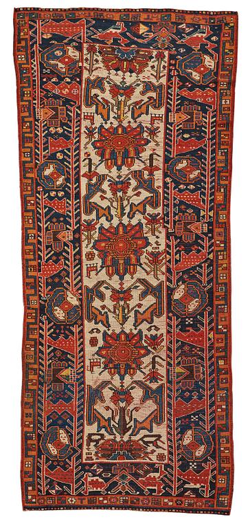 Gallerimatta, antik Azerbajdzjan, ca 292,5 x 121-124 cm.