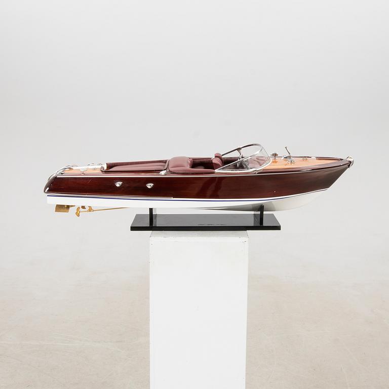 Model boat, "Riva Aquarama", latter half of the 20th century.