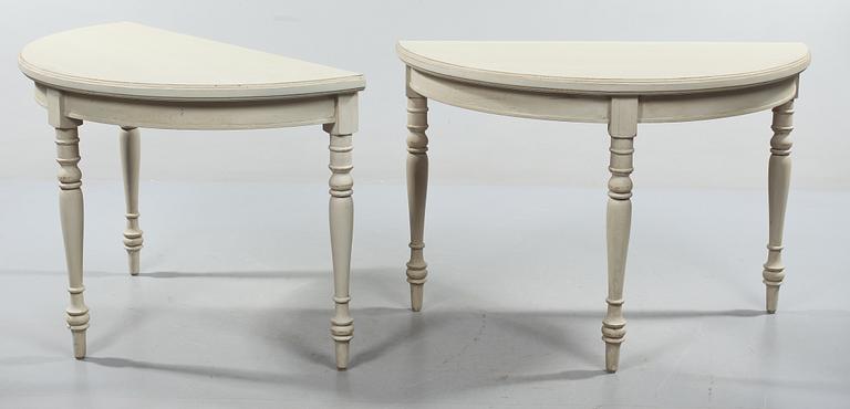 MÅNBORD, ett par, Sven Larsson, Stockholm, 1900-talets andra hälft.