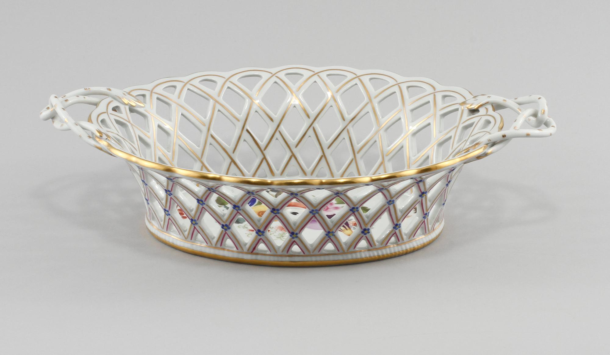 GALLERSKÅL, porslin, Herend, Ungern, 1900-talets andra hälft.