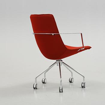 KARMSTOL, "Comet Fivestar" (låg rygg), Gunilla Allard, Lammhults, 2010.