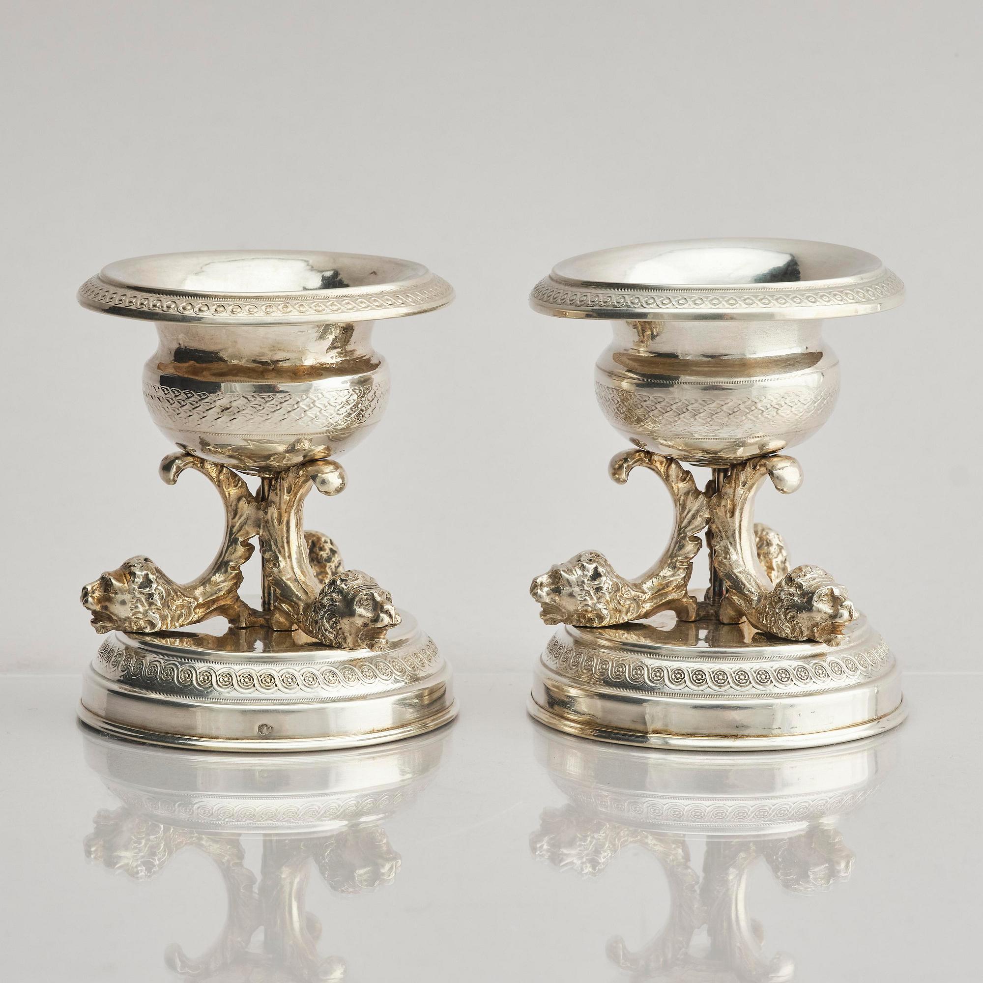 Saltkar, ett par, silver, otydlig mästarstämpel, Italien, andra hälften 1800-tal.