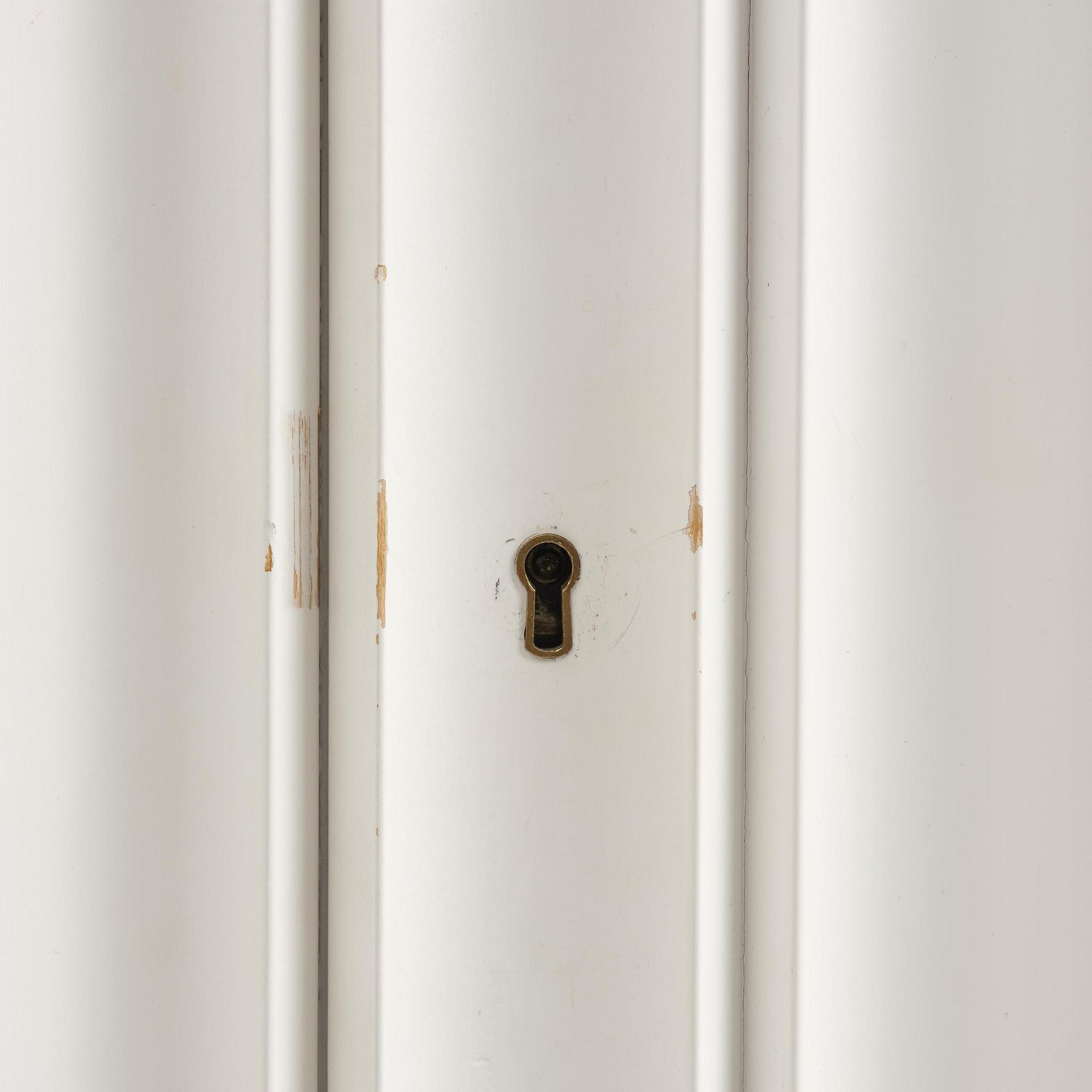 Josef Frank, a cabinet model 2192, Firma Svenskt Tenn, post 1985.