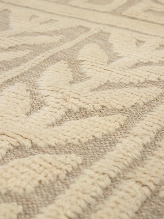 Elsa Gullberg, A carpet, knotted pile in relief, ca 348,5-351,5 x 230,5-236,5 cm, probably Elsa Gullberg.