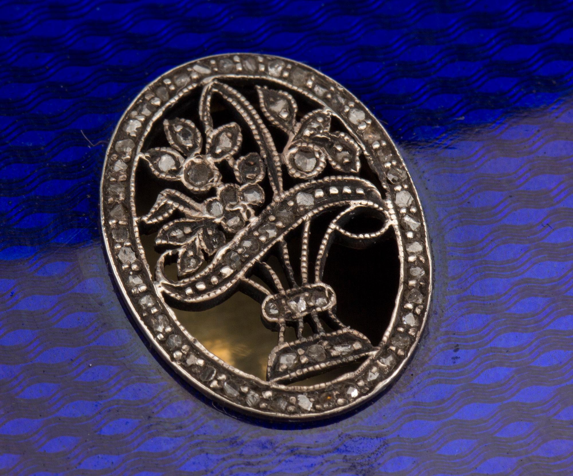 ETUI, emalj på silver. Ej identifierbar stämpel. Europa. 1800/1900-tal.
