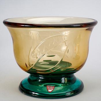 Gunnar Cyrén, bowls / vase, 3 pcs, Orrefors, signed.
