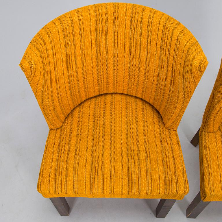 A Finnish 1930s dining table and eight chairs.