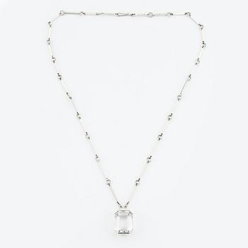 Wiwen Nilsson, collier, sterlingsilver med trappslipad bergkristall, Lund 1942.