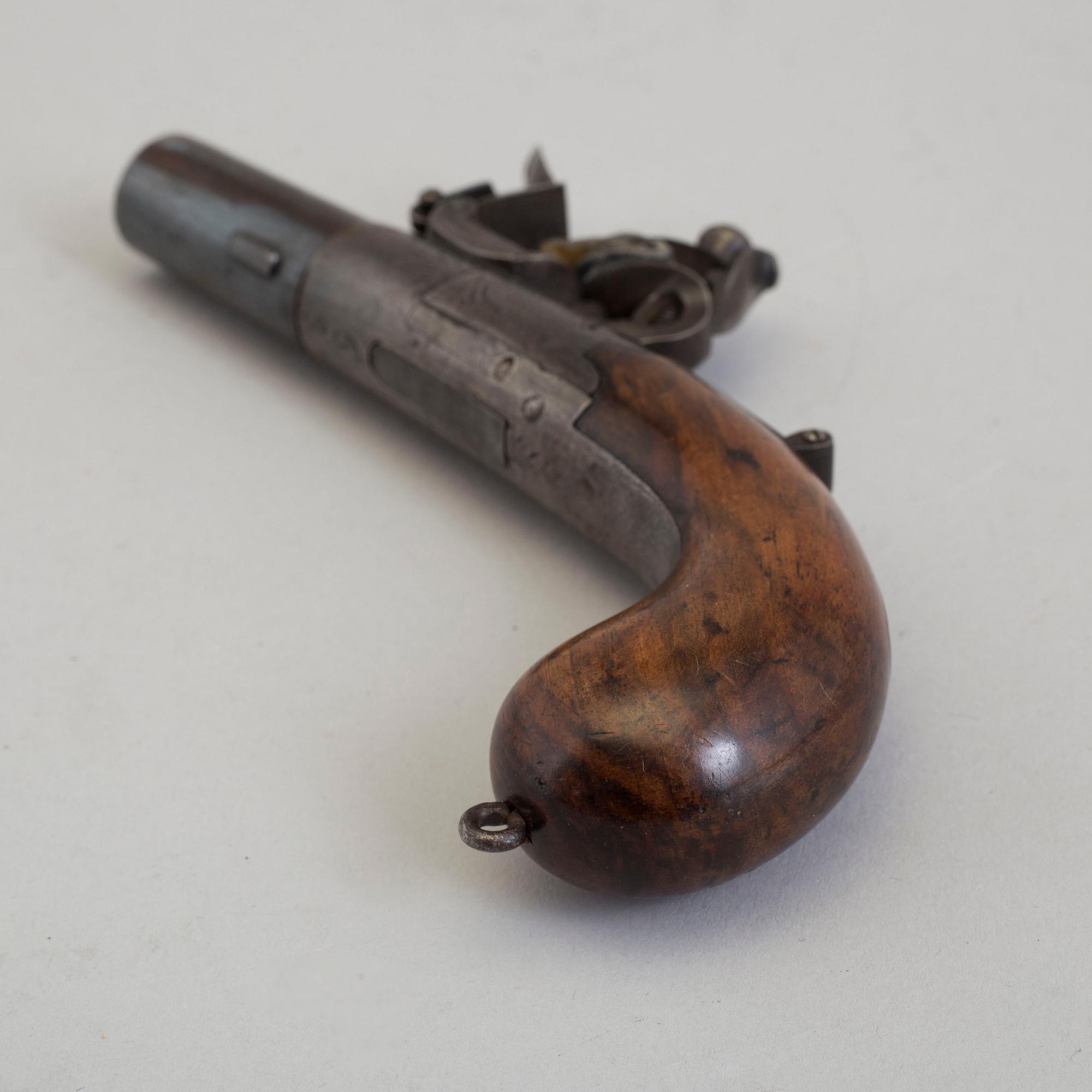 FLINTLÅSPISTOL, brittisk, signerad Gatehouse Portsmouth, omkring 1800.