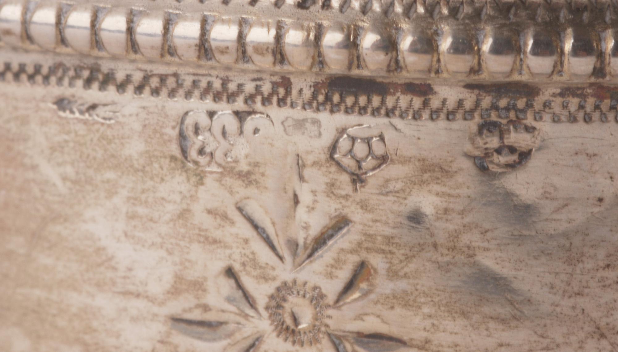 GRÄDDKANNA, silver, Bernt Erlandsson, Kristianstad, 1906 och SERVIETTRINGAR, 3 st.