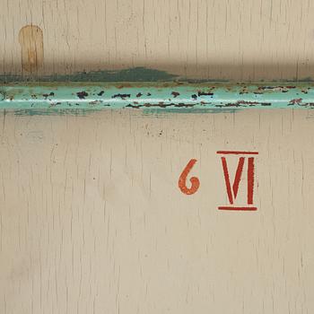 Alvar Aalto, a green lacquered side table, Aug. Louhen Rautasänkytehdas ja Valimo Oy, Åbo ca 1932, for Paimio, Finland.