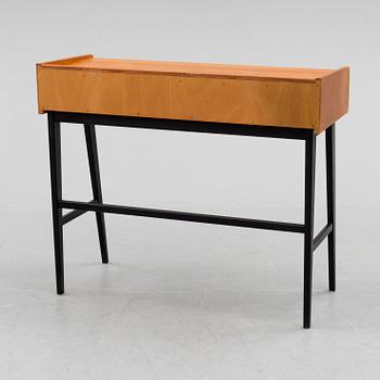 a 1950's dressing table.