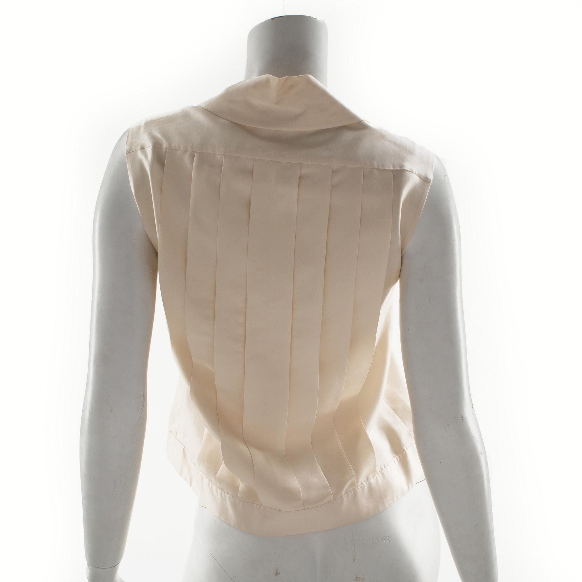 BLOUSE/WEST, Chanel, size 36.