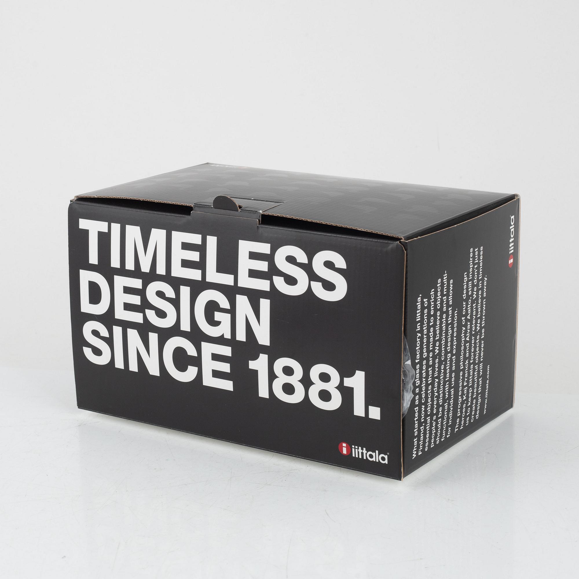 Oiva Toikka, glasfågel, "Keltariekko", Nuutajärvi, Notsjö, Finland, 2014-2017.