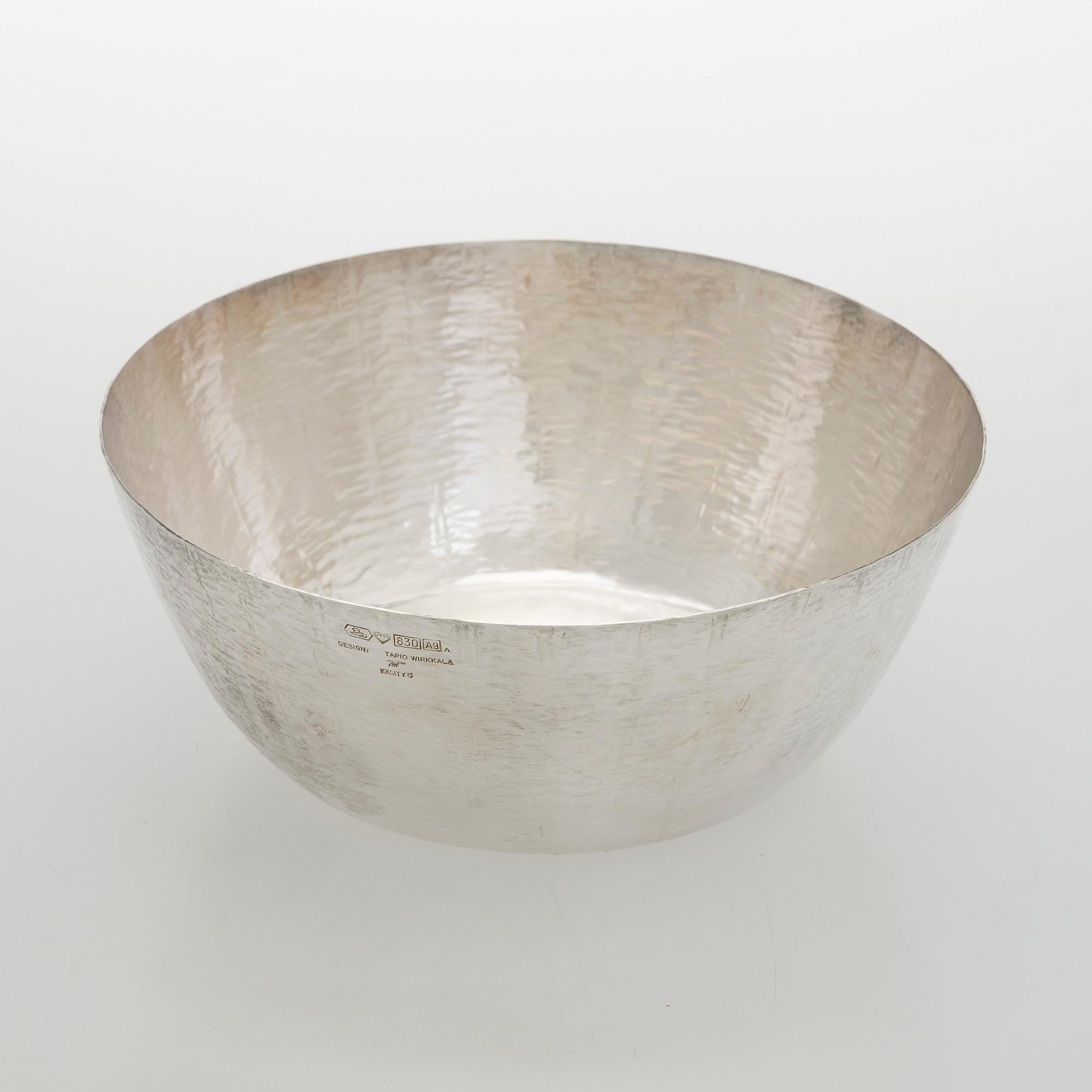 Tapio Wirkkala, skål, silver, TW 243, Kultakeskus, Tavastehus 2002.