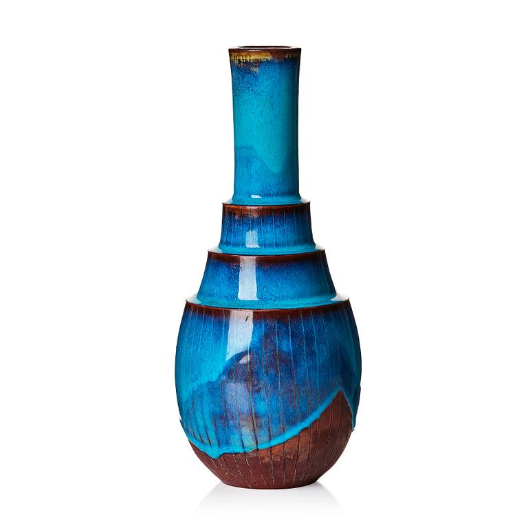 Wilhelm Kåge, a 'Farsta' partly glazed stoneware vase, Gustavsberg, Sweden 1940.