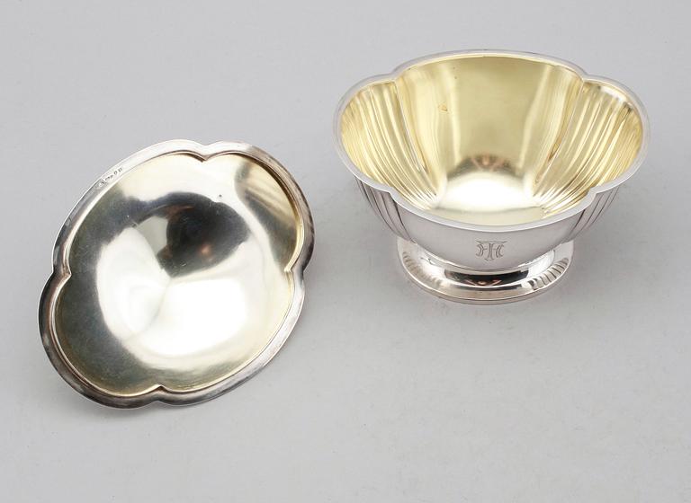 BONBONJÄR, silver, art déco, GAB, Stockholm 1934. Vikt ca 313 gram.