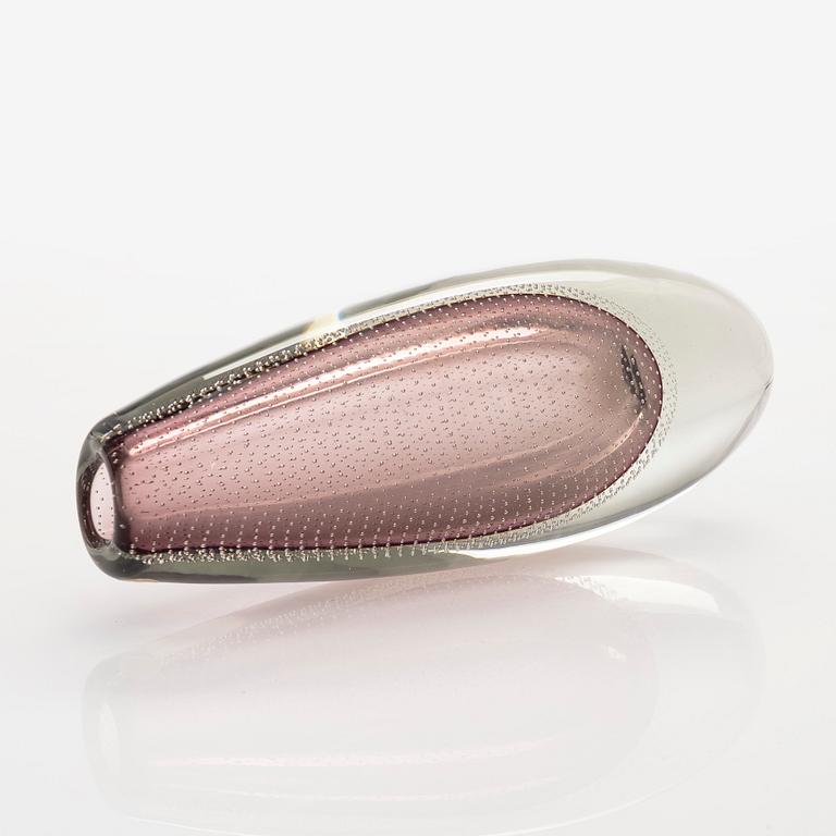 Gunnel Nyman, A glass vase model 'GN 26'. signed G. Nyman Nuutajärvi Notsjö -51.