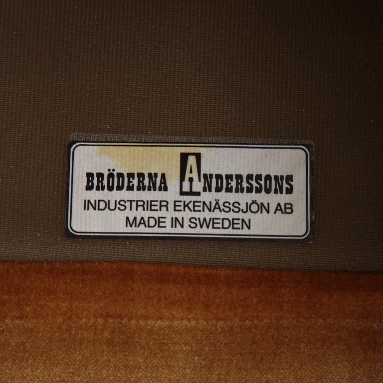 A pair of mahogany and velvet easy chairs by Bröderna Andersson, 1960's.