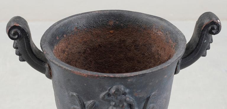 An Ivar Johnsson cast iron jardenière, Näfveqvarn, Sweden.