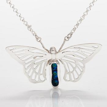 A sterling silver necklace "Butterfly" with dichroic glass. Ru Runeberg 2019.