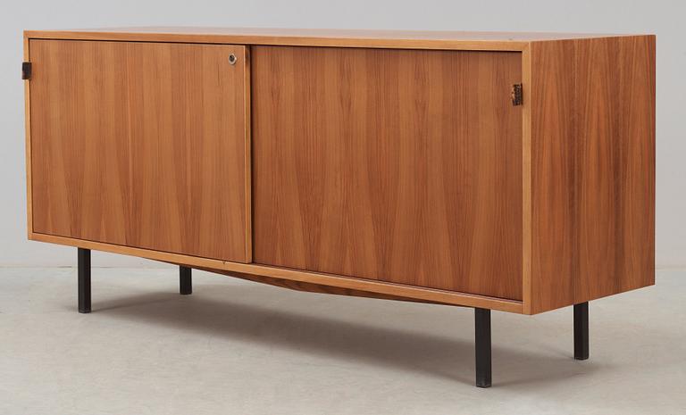 FLORENCE KNOLL, sideboard, Knoll International, licenstillverkat av NK:s verkstäder i Nyköping, 1964.