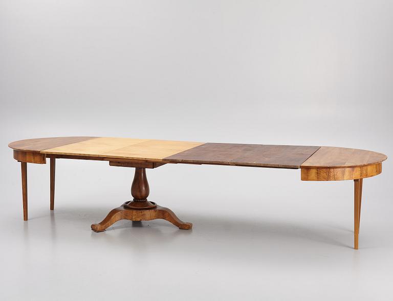 A 19th Century Dining Table.