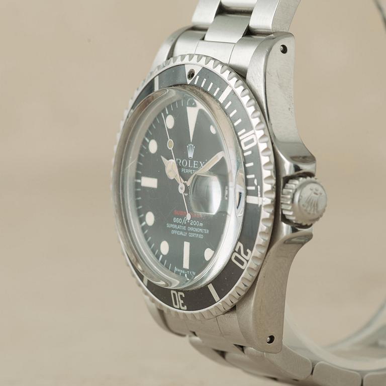 ROLEX, Oyster Perpetual Date, Submariner (660ft=200m, SWISS-T< 25, Mark IV), Chronometer, "Röd text".