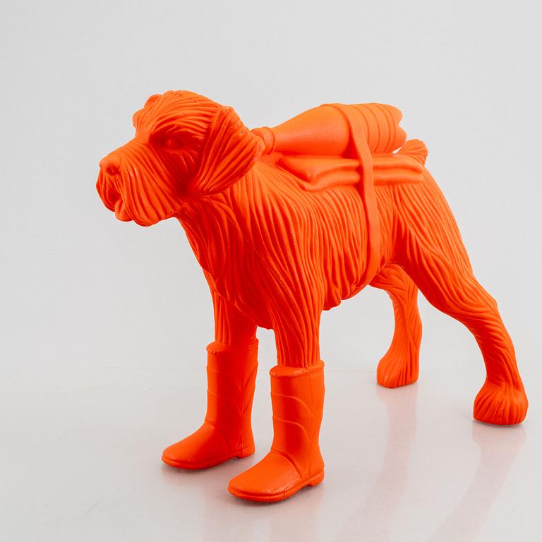 William Sweetlove,  "Cloned Schnauzer with water bottle". (Orange).