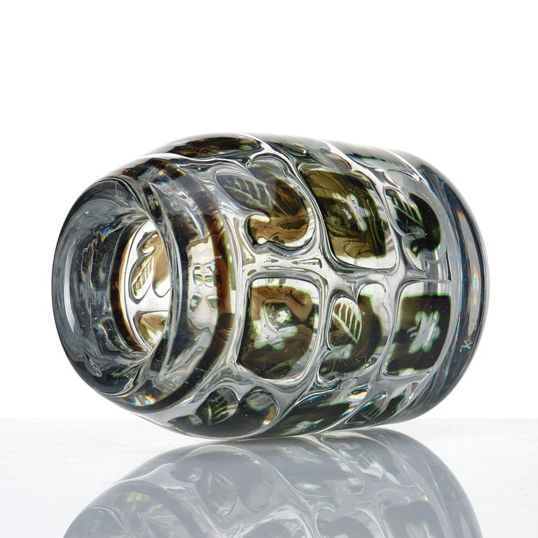 Edvin Öhrström, an 'ariel' glass vase, Orrefors, Sweden 1937, no 36.