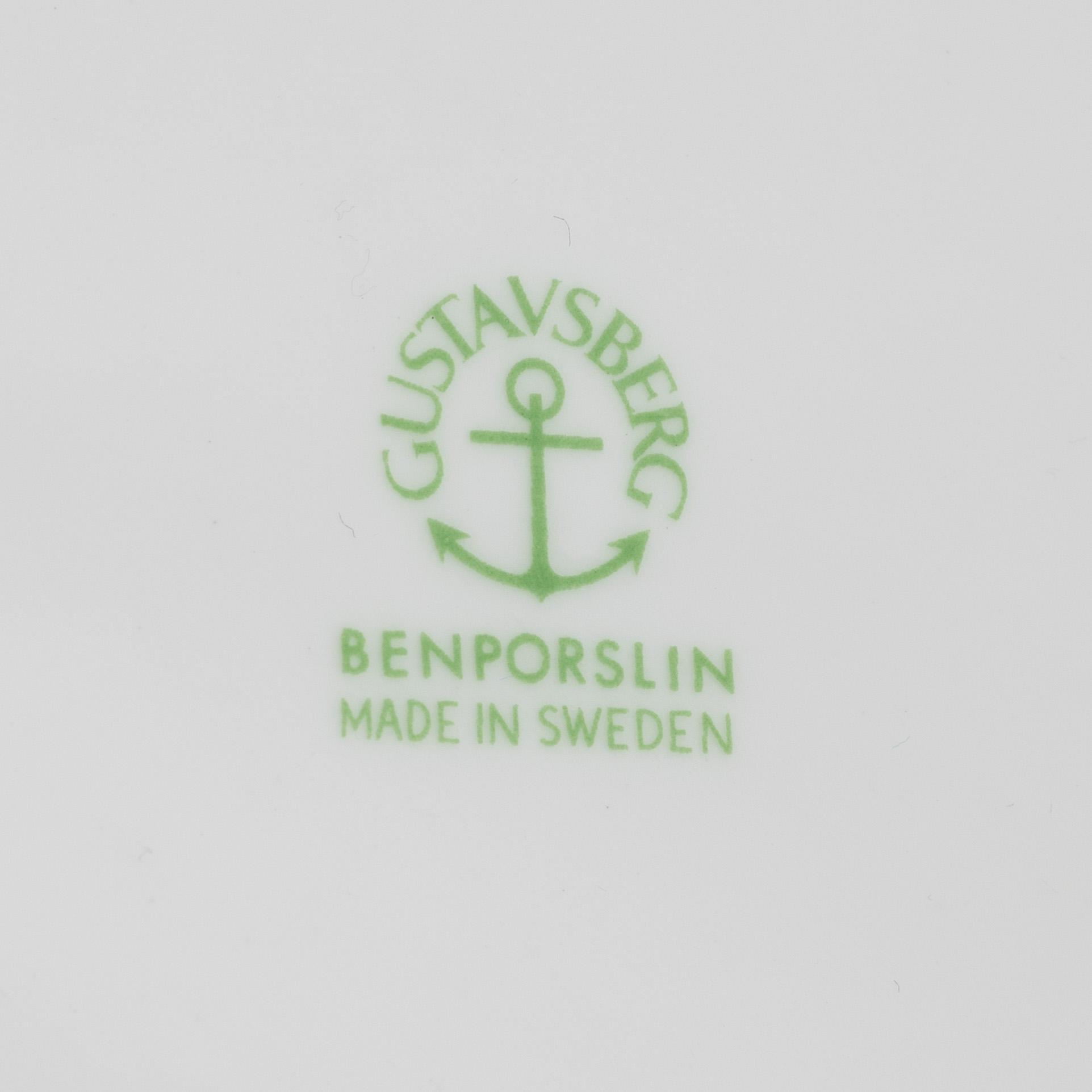 A 59-piece porcelain service produced by Gustavsberg for the Royal Swedish Yacht Club.