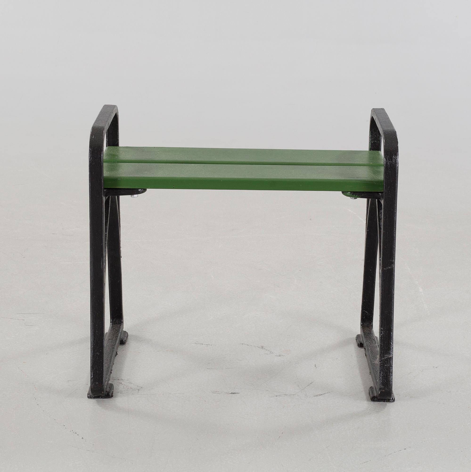 A garden bench by Näfveqvarns Bruk, "N:r 20", purchased 1951.